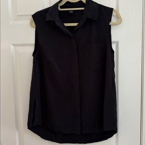 Athleta Collared Button down sleeveless top tank Size small